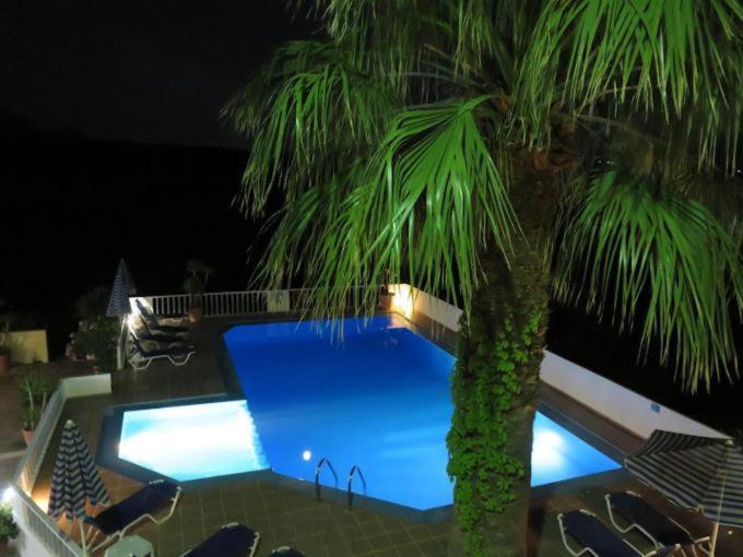 Cathrin Suites Stavrós Dış mekan fotoğraf