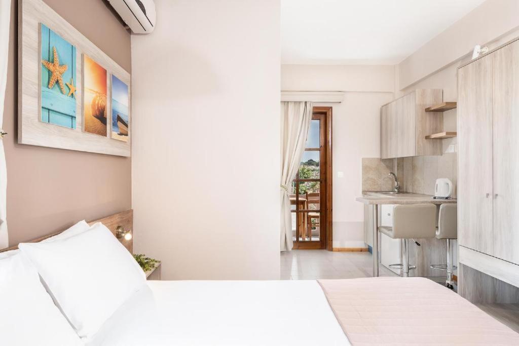 Cathrin Suites Stavrós Dış mekan fotoğraf